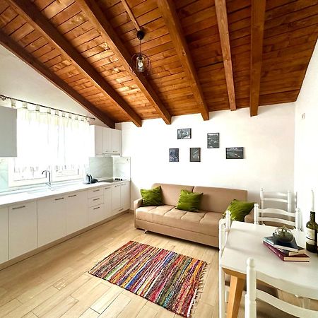 Js House Shkoder 1アパートメント エクステリア 写真