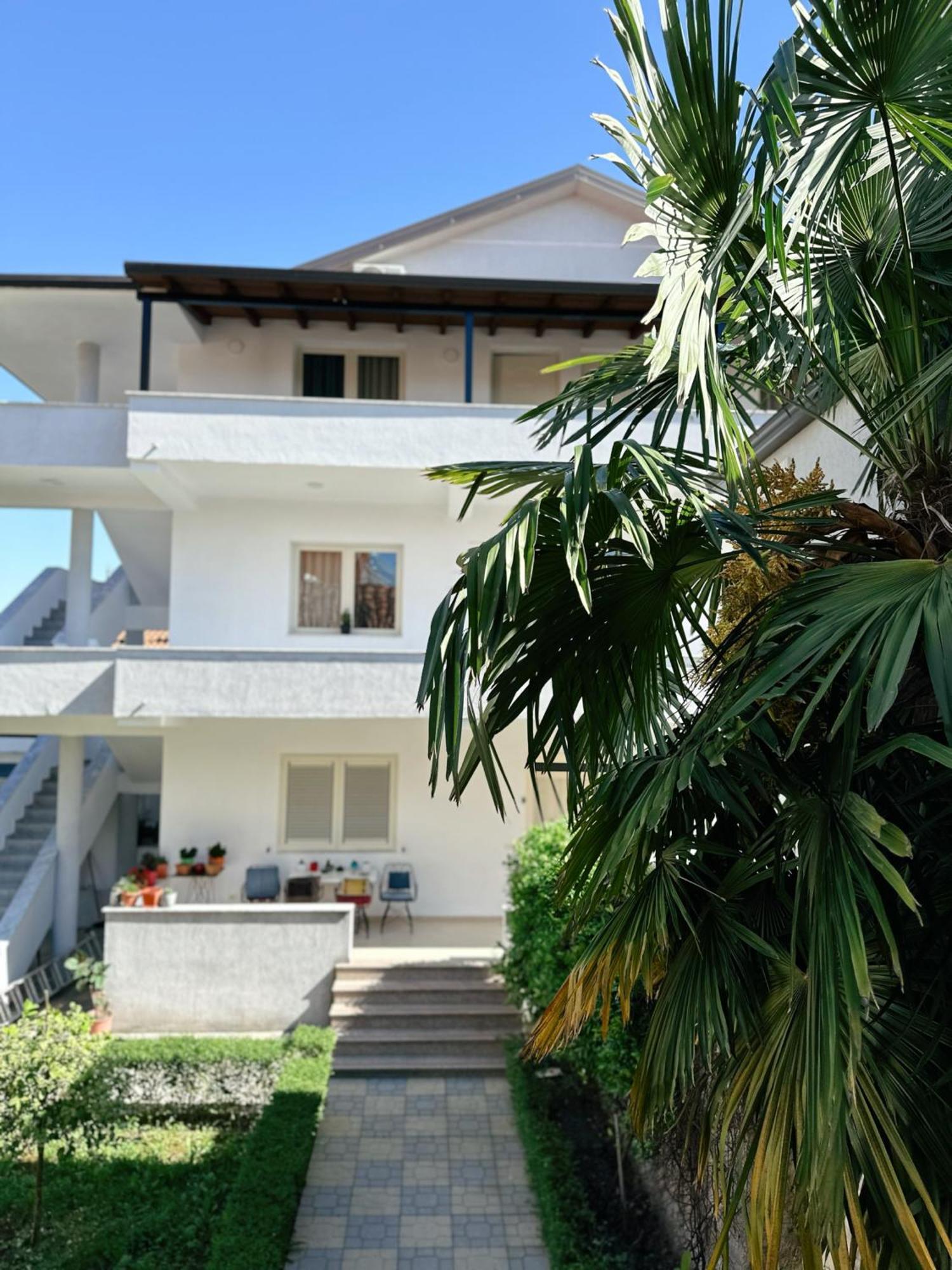 Js House Shkoder 1アパートメント エクステリア 写真